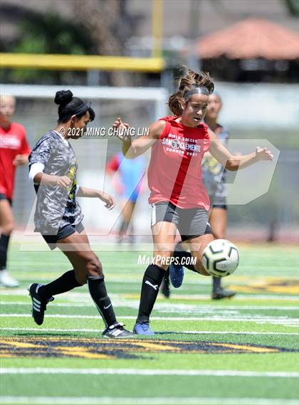 Thumbnail 1 in Capistrano Valley vs. San Clemente (Summer League) photogallery.