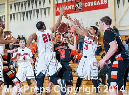 Thumbnail 2 in Half Moon Bay vs. Salesian (CIF NorCal Regional D4 Semifinal) photogallery.