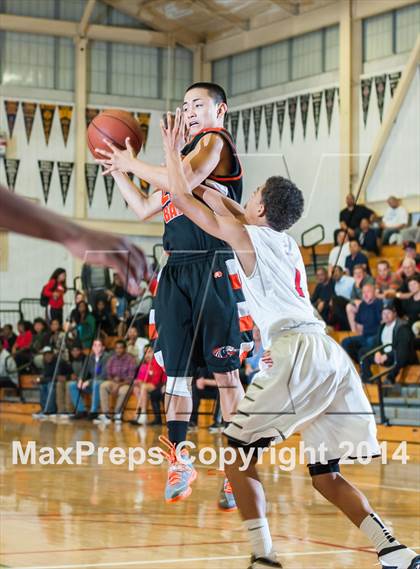 Thumbnail 1 in Half Moon Bay vs. Salesian (CIF NorCal Regional D4 Semifinal) photogallery.