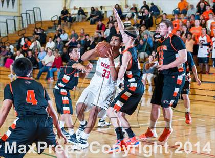 Thumbnail 3 in Half Moon Bay vs. Salesian (CIF NorCal Regional D4 Semifinal) photogallery.