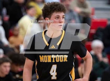 Thumbnail 1 in Montour @ Moon Area photogallery.