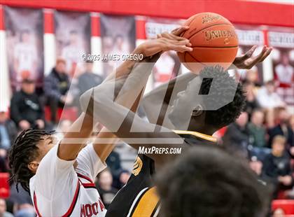 Thumbnail 1 in Montour @ Moon Area photogallery.