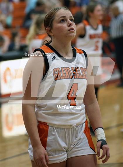 Thumbnail 1 in Grand Saline vs Harleton photogallery.