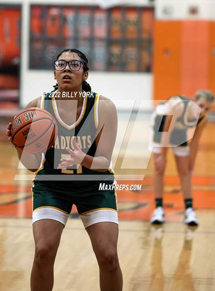 Thumbnail 1 in Grand Saline vs Harleton photogallery.