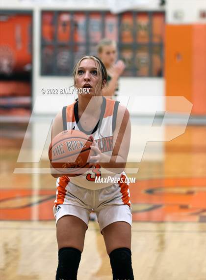 Thumbnail 3 in Grand Saline vs Harleton photogallery.