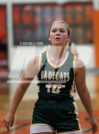 Thumbnail 1 in Grand Saline vs Harleton photogallery.