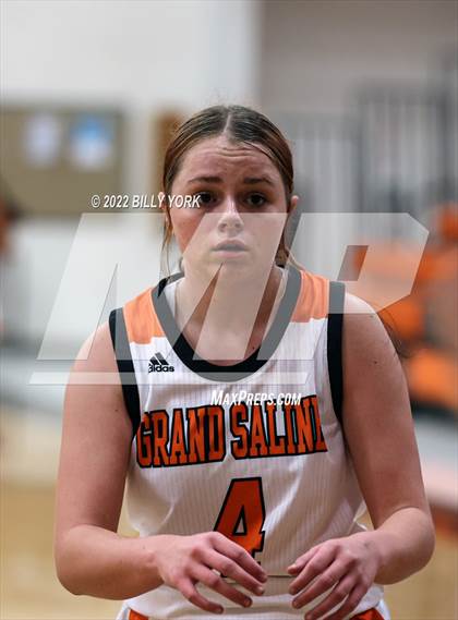 Thumbnail 1 in Grand Saline vs Harleton photogallery.
