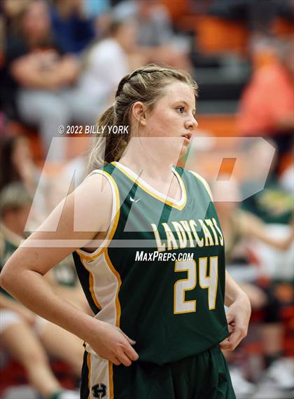 Thumbnail 2 in Grand Saline vs Harleton photogallery.