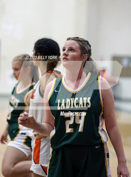 Thumbnail 3 in Grand Saline vs Harleton photogallery.