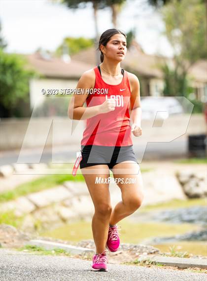 Thumbnail 3 in T-Cal Invitational photogallery.