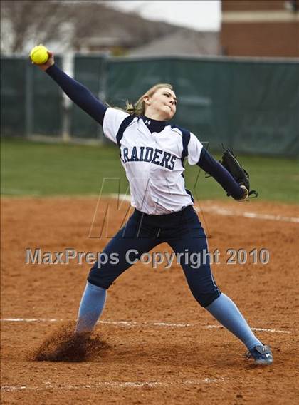 Thumbnail 2 in Crowley vs. Bell (Mansfield Varsity Softball Tournament) photogallery.