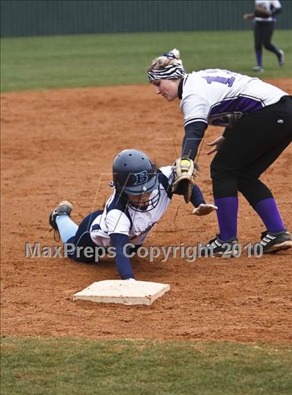 Thumbnail 1 in Crowley vs. Bell (Mansfield Varsity Softball Tournament) photogallery.