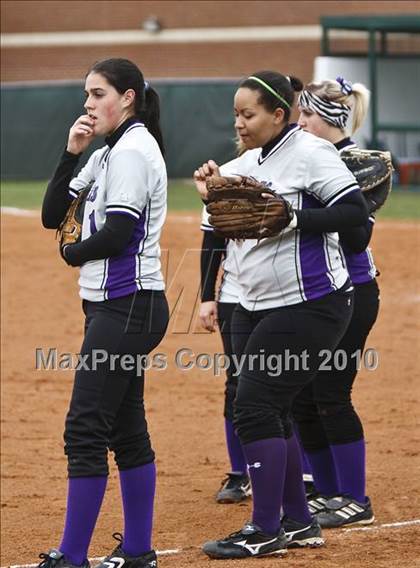 Thumbnail 3 in Crowley vs. Bell (Mansfield Varsity Softball Tournament) photogallery.