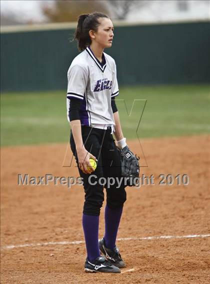 Thumbnail 3 in Crowley vs. Bell (Mansfield Varsity Softball Tournament) photogallery.