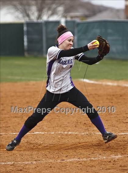 Thumbnail 2 in Crowley vs. Bell (Mansfield Varsity Softball Tournament) photogallery.