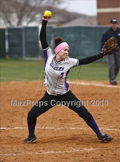Thumbnail 3 in Crowley vs. Bell (Mansfield Varsity Softball Tournament) photogallery.