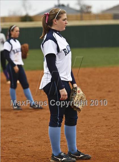 Thumbnail 1 in Crowley vs. Bell (Mansfield Varsity Softball Tournament) photogallery.