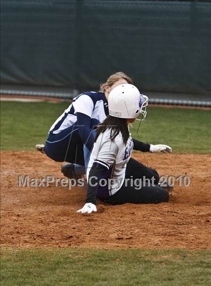 Thumbnail 1 in Crowley vs. Bell (Mansfield Varsity Softball Tournament) photogallery.