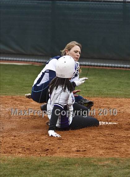 Thumbnail 3 in Crowley vs. Bell (Mansfield Varsity Softball Tournament) photogallery.
