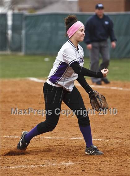 Thumbnail 2 in Crowley vs. Bell (Mansfield Varsity Softball Tournament) photogallery.