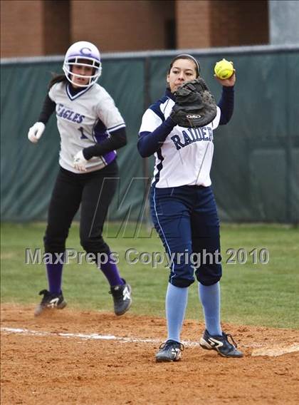 Thumbnail 1 in Crowley vs. Bell (Mansfield Varsity Softball Tournament) photogallery.