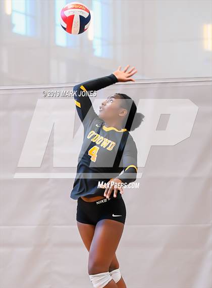 Thumbnail 3 in Bishop O'Dowd vs. Mira Costa (Nike Tournament of Champions) photogallery.