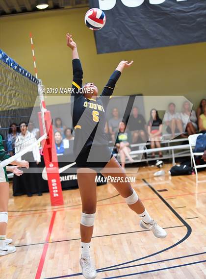 Thumbnail 3 in Bishop O'Dowd vs. Mira Costa (Nike Tournament of Champions) photogallery.