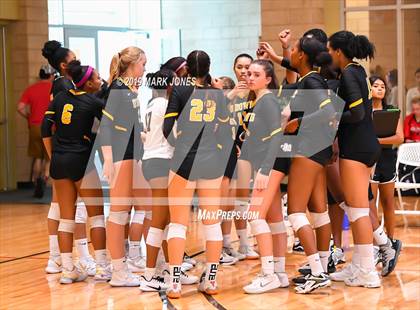 Thumbnail 1 in Bishop O'Dowd vs. Mira Costa (Nike Tournament of Champions) photogallery.