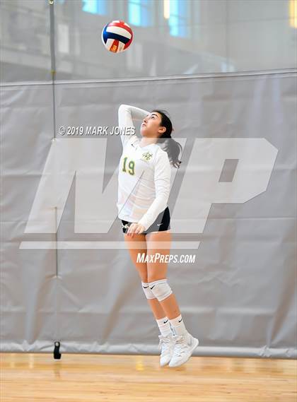 Thumbnail 2 in Bishop O'Dowd vs. Mira Costa (Nike Tournament of Champions) photogallery.