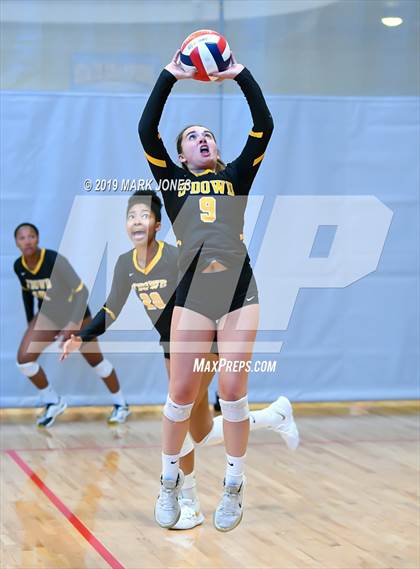 Thumbnail 3 in Bishop O'Dowd vs. Mira Costa (Nike Tournament of Champions) photogallery.