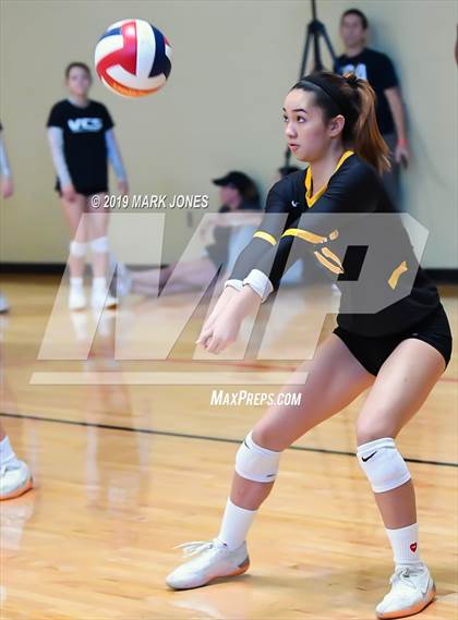Thumbnail 1 in Bishop O'Dowd vs. Mira Costa (Nike Tournament of Champions) photogallery.