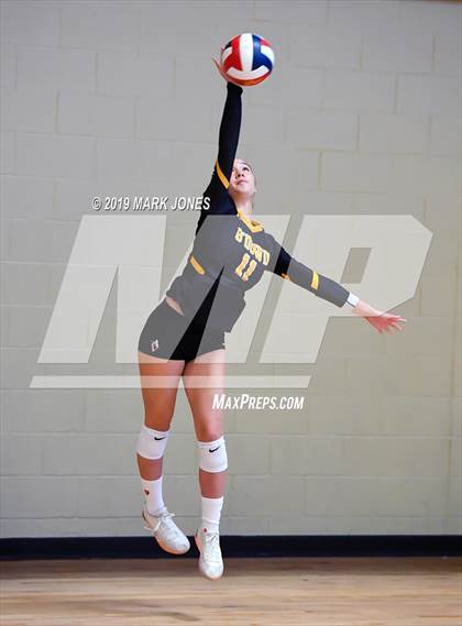 Thumbnail 1 in Bishop O'Dowd vs. Mira Costa (Nike Tournament of Champions) photogallery.