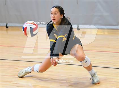 Thumbnail 3 in Bishop O'Dowd vs. Mira Costa (Nike Tournament of Champions) photogallery.