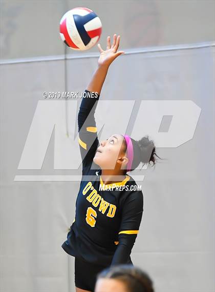 Thumbnail 2 in Bishop O'Dowd vs. Mira Costa (Nike Tournament of Champions) photogallery.