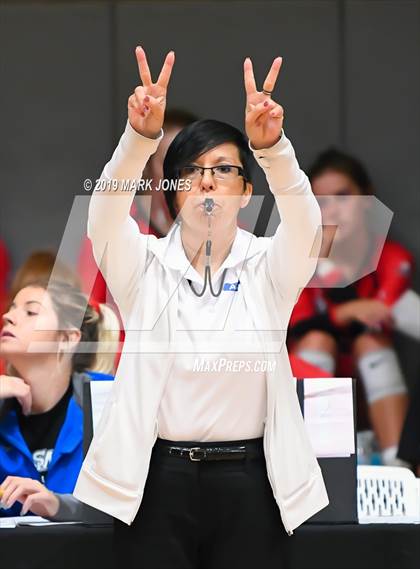 Thumbnail 2 in Bishop O'Dowd vs. Mira Costa (Nike Tournament of Champions) photogallery.