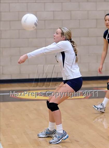 Thumbnail 2 in Bishiop O'Dowd vs. Napa (Super 8 Invitational) photogallery.