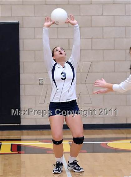 Thumbnail 3 in Bishiop O'Dowd vs. Napa (Super 8 Invitational) photogallery.
