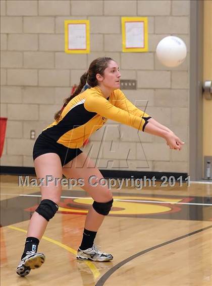 Thumbnail 1 in Bishiop O'Dowd vs. Napa (Super 8 Invitational) photogallery.