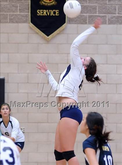 Thumbnail 1 in Bishiop O'Dowd vs. Napa (Super 8 Invitational) photogallery.