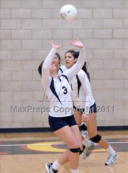 Thumbnail 3 in Bishiop O'Dowd vs. Napa (Super 8 Invitational) photogallery.