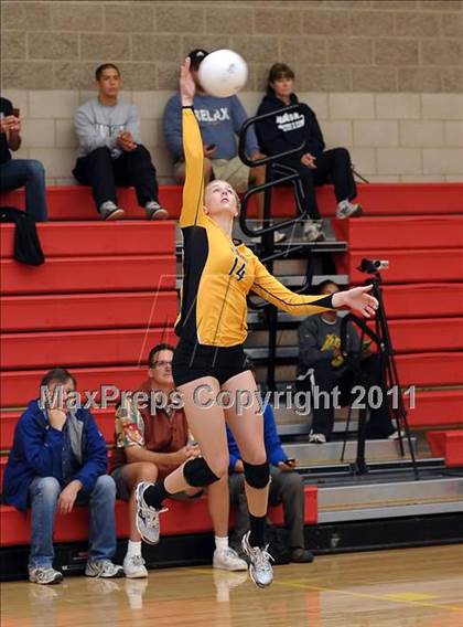 Thumbnail 1 in Bishiop O'Dowd vs. Napa (Super 8 Invitational) photogallery.