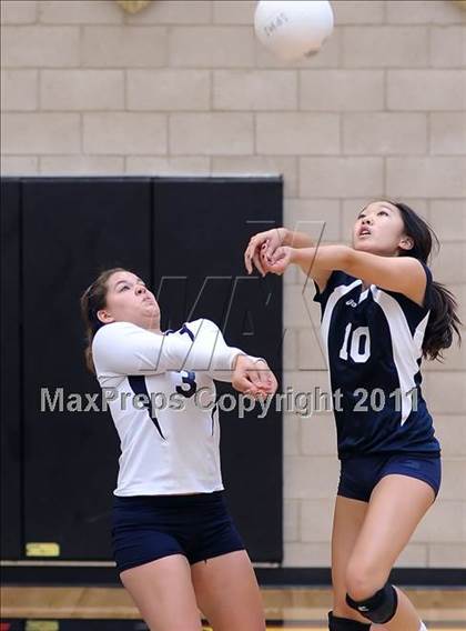 Thumbnail 1 in Bishiop O'Dowd vs. Napa (Super 8 Invitational) photogallery.