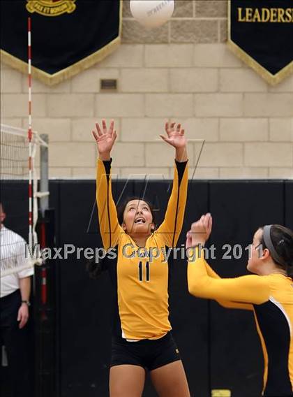 Thumbnail 1 in Bishiop O'Dowd vs. Napa (Super 8 Invitational) photogallery.