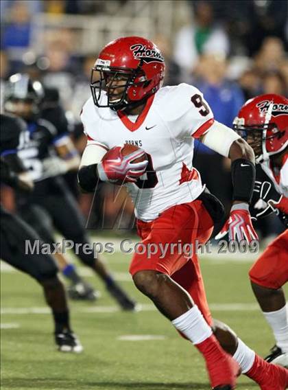 Thumbnail 2 in Plano West vs. Cedar Hill (Texas Bi-District Playoffs) photogallery.