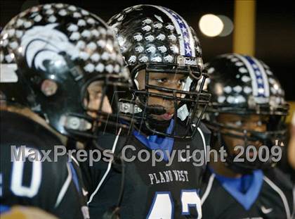 Thumbnail 2 in Plano West vs. Cedar Hill (Texas Bi-District Playoffs) photogallery.