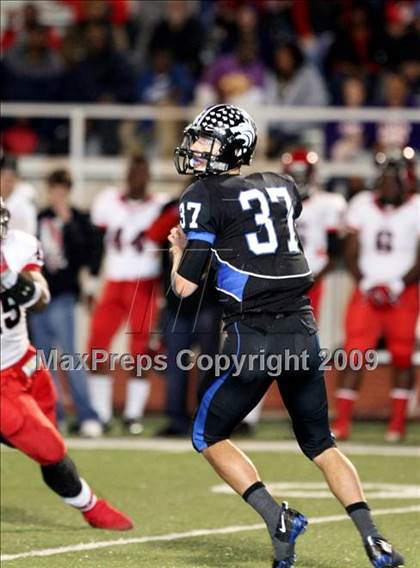 Thumbnail 2 in Plano West vs. Cedar Hill (Texas Bi-District Playoffs) photogallery.