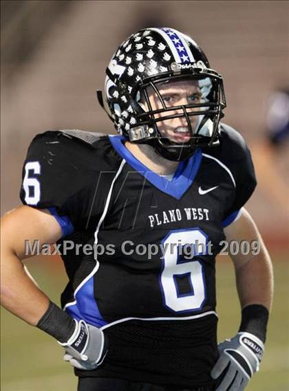 Thumbnail 1 in Plano West vs. Cedar Hill (Texas Bi-District Playoffs) photogallery.
