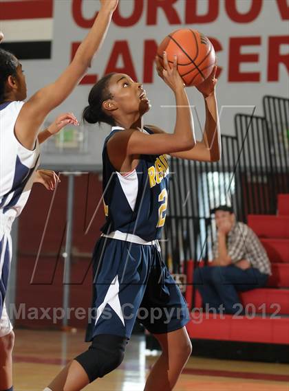 Thumbnail 3 in Rosemenot vs. Elk Grove (Cordova Tournament) photogallery.