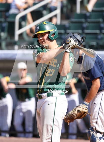 Thumbnail 1 in Medway vs. Taconic (MIAA Division 3 Final) photogallery.