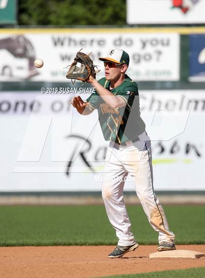 Thumbnail 1 in Medway vs. Taconic (MIAA Division 3 Final) photogallery.